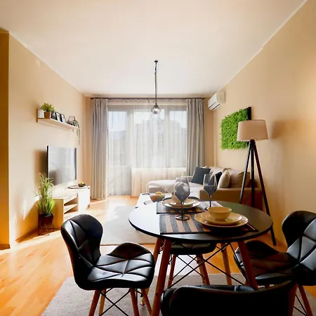 Green Cozy And Central 1bdrm * Софія