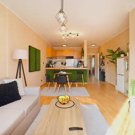 Green Cozy And Central 1bdrm *